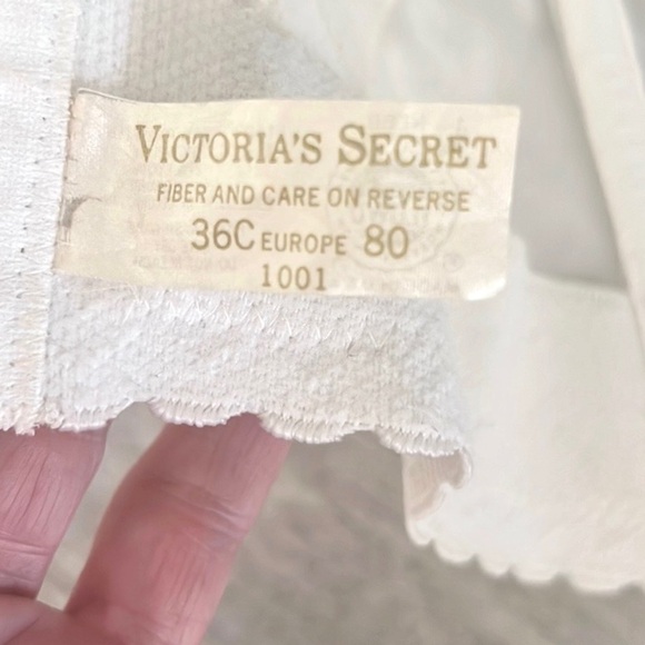 Vintage 36C, Union Made, Victoria's Secret White Lace Bra Bustier, Price is Firm - Picture 4 of 10